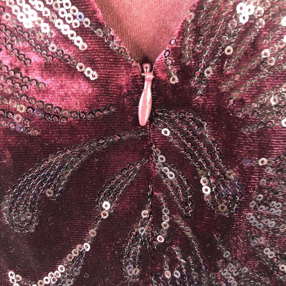 Taylor Dress Womens 4 Burgundy Velvet Sequin Floral Sheath Cocktail Party V Back - Picture 11 of 16